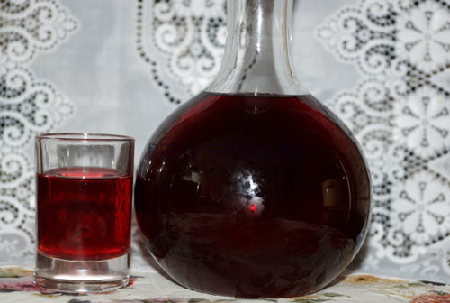 Настойка варенья на водке