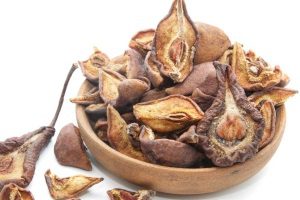 Сухофрукты необходимо мыть и рассортировать Сушеные груши