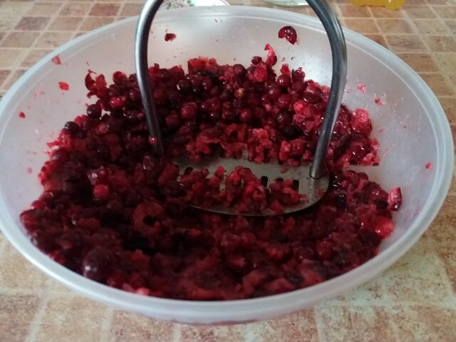 Клюквенная настойка - домашние рецепты