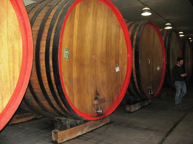 Вино Брунелло ди Монтальчино: особенности и культура пития